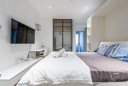 NEAR Subang Airport DK impian studio room 1-2pax