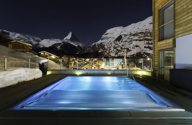 Nepomuk: Luxury 5Star Chalet includes 3 apartments with heated outdoor-pool