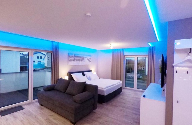 -Neubau- 42 qm Balkon-Apartment