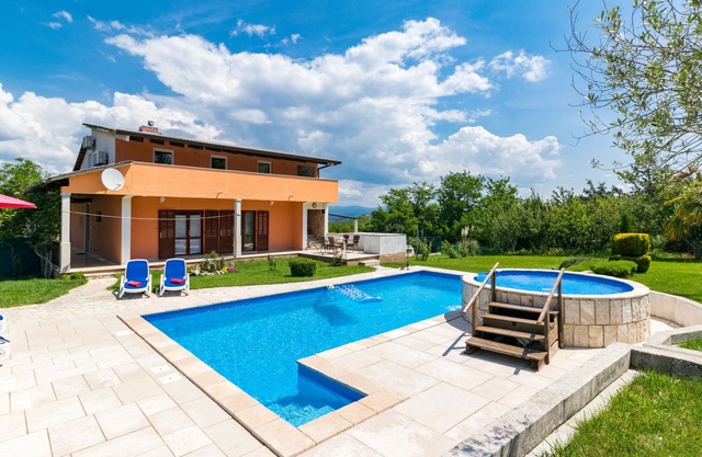 Nevenka by Interhome