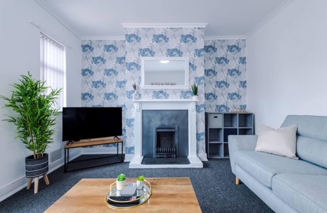 Neville Street Modern House