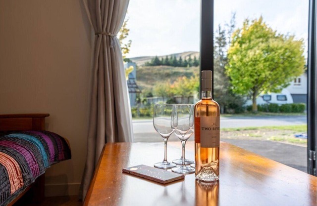New 2-bedroom Holiday home with over 50 amenities