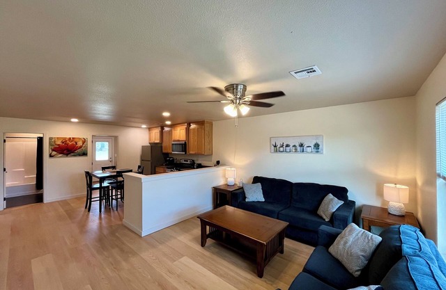 NEW! 2 King Beds, Clean, Close to Casinos Safe and Quiet!