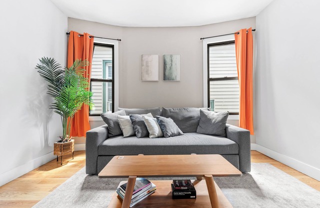 NEW! 2BR Apt w/NYC skyline views, 30 min to NYC!n