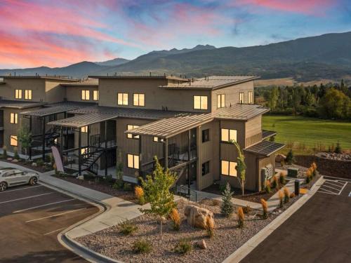 NEW Alpine Adventure Wolf Creek Golf Course Heart Eden