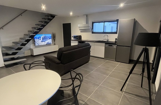 New apartment 60M2 in detached house