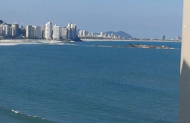 NEW APARTMENT FACING ASTÚRIAS BEACH