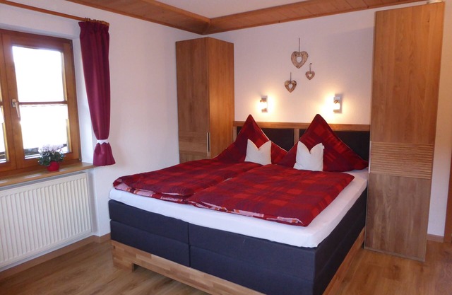 NEW: Apartment in the mountains with south and west balcony. Free WiFi!