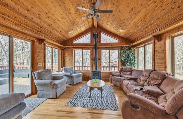NEW! Blaine 5BR Haven Hot Tub, Space & Fun