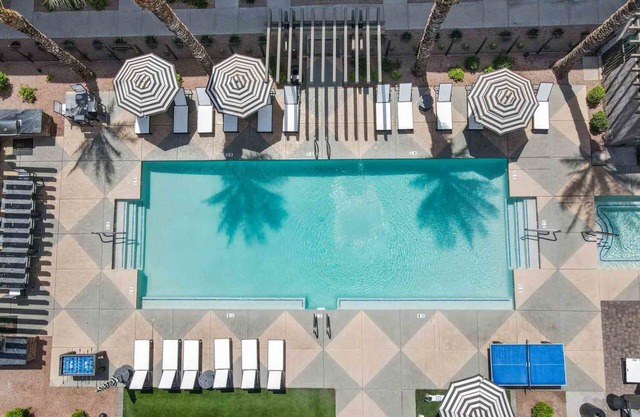 NEW! Chic 1BR at Westgate | Pool, Gym & Stadium Fun
