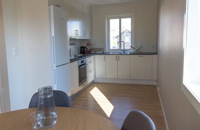 New cozy apartment in Arendal-Hill. 5 minute to the town center, pet friendly.