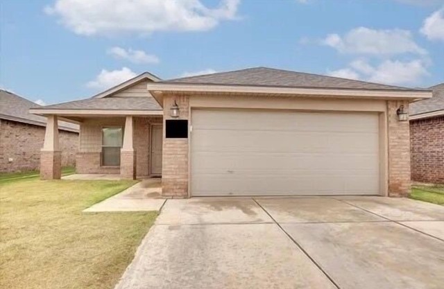 New! Cute 3BR/2BA Lubbock House Just 6 Miles from Texas Tech- Sleeps 8!