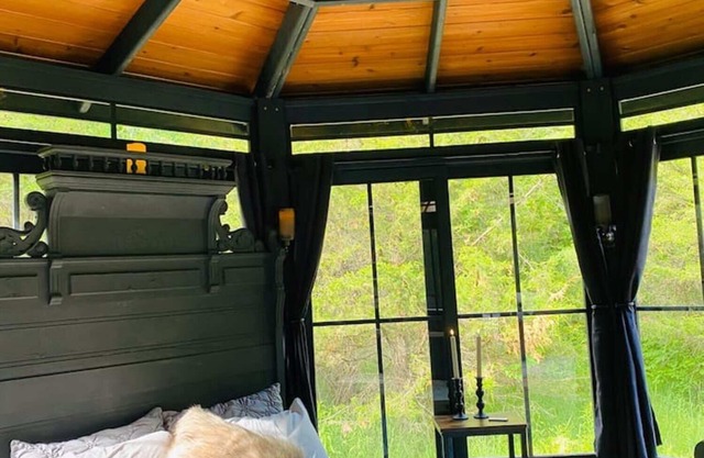 NEW! FOREST GAZEBO BY PRIVATE LAKE-Peace&Privacy