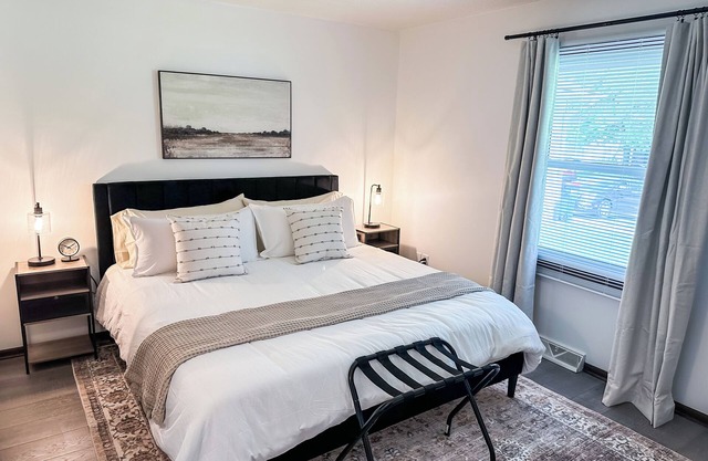 NEW! GR Modern & Updated 2BR Retreat - Sleeps 8, Near Downtown!