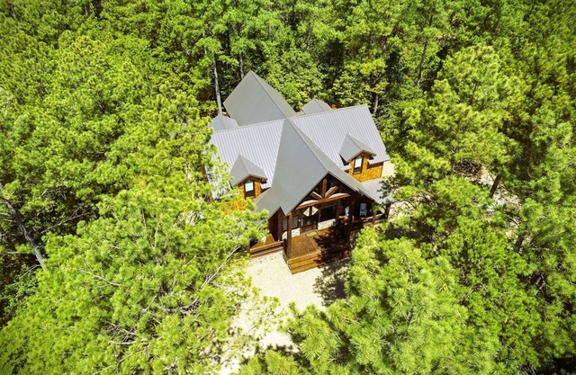 New! Grand Hideaway| Secluded|6 Bedroom