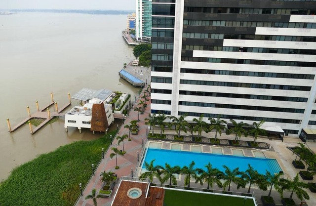New Habitacion Vista al Río Bellini III Santa Ana