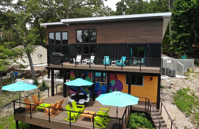 NEW! - KITSCHY KACTUS - Lakefront in Dripping Springs - Boat rental available!