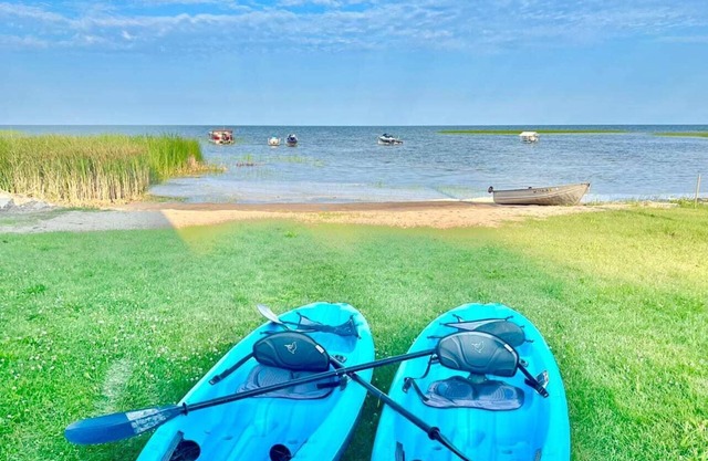 New Lake Huron Lakefront Getaway - Incredible sunrises!