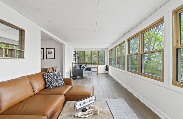 NEW- Lake View Escape ~ Water Views w/Game Room near Lake Koshkonong