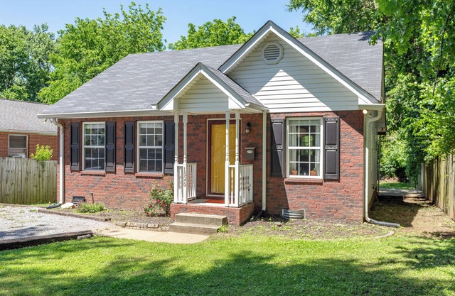 NEW LISTING- East Nashville Bungalow 2BD/2BA.