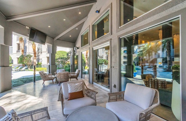 New! Luxury Houston Oasis-Close to Rodeo & NRG