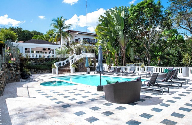 NEW - Luxury Villa Camila +Private Cook +Pool + BBQ
