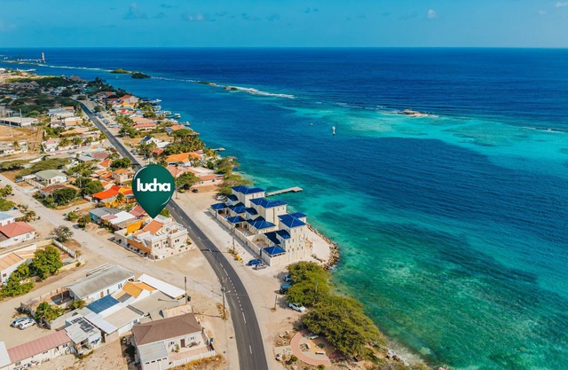 NEW Oceanfront Villa with Pool - 5 King Suites by LUCHA