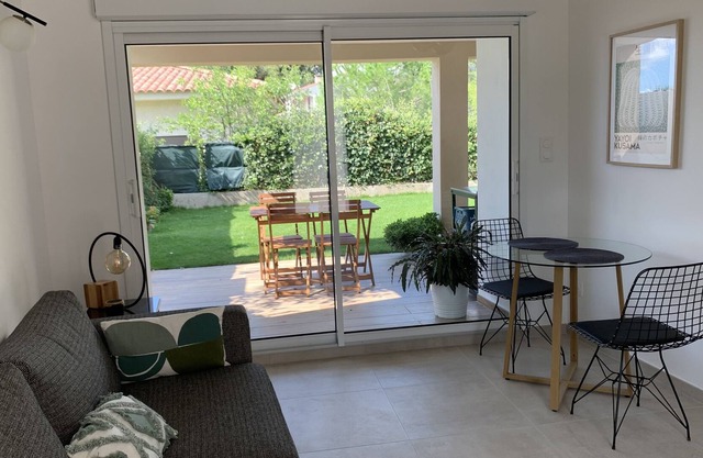 New on Cauro! T2 fully equipped with garden