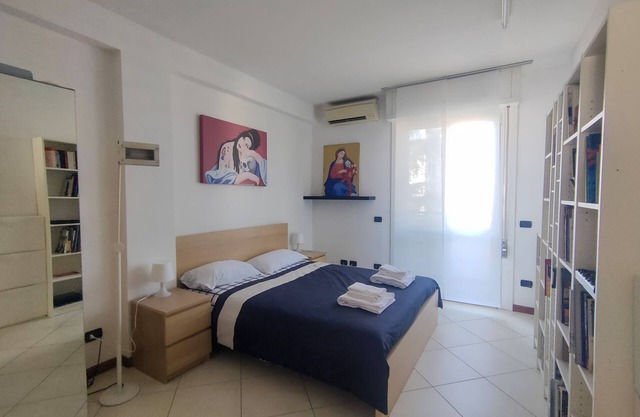 New Pop Art Suit with Parking