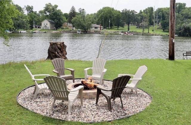 NEW! Rock River Escape ~Waterfront home W/Pier