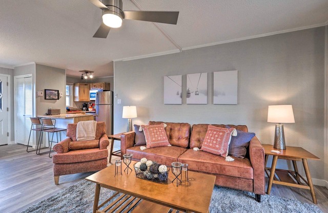 NEW! Ski In/Out Condo on Beech Mountain! Kid Friendly! Walk to Slopes!