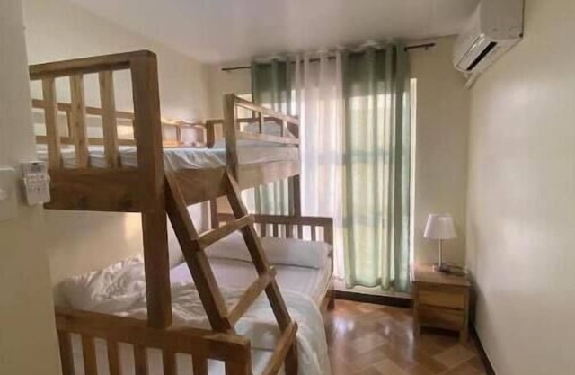 New & Spacious Townhouse Unit w/24H Security!