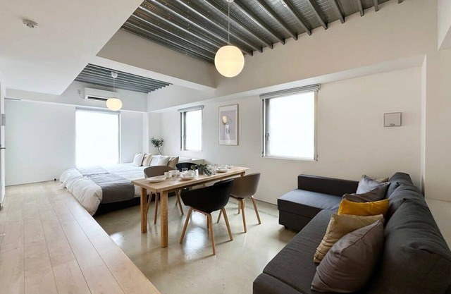 New Studio Apt in the City Center for 6Ppl