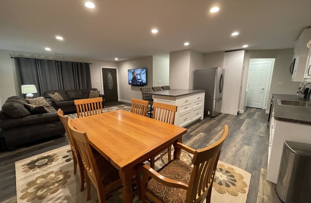 NEW, Super Comfortable Ranch!