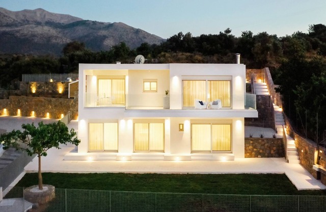 New villa Tetragon 2021