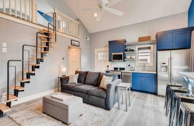 New walkable home with FREE off-street parking and 2 king beds
