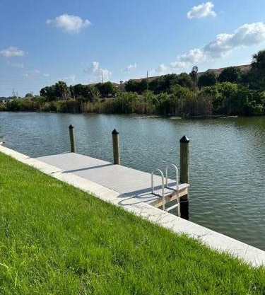 New with Pool & Pier! Perfect for two Families!