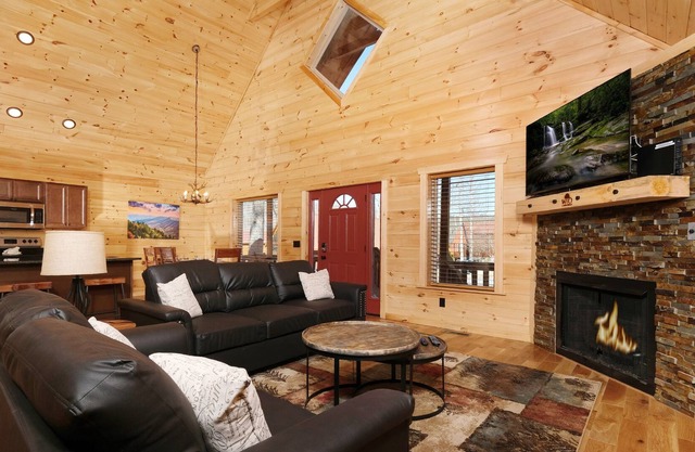 Newly Built 2 bedroom 2 bath sleeping 10 is the perfect getaway.