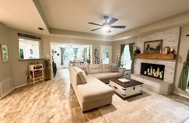 Newly remodeled 3 BDR home in a gated community, 1 acre, trails and shops nearby