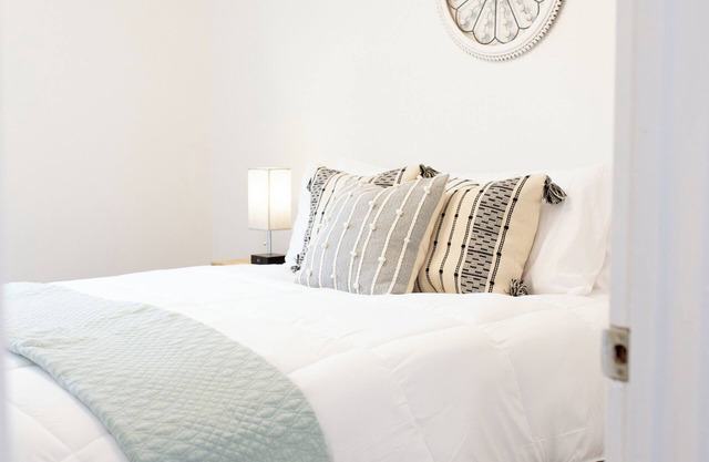 Newly Remodeled 2-BR across UAMS Hospital #C