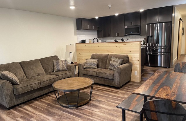 Newly remodeled Girdwood condo, steps from the ski slopes