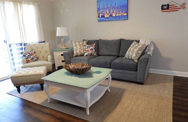 Newly Remodled Coastal Condo