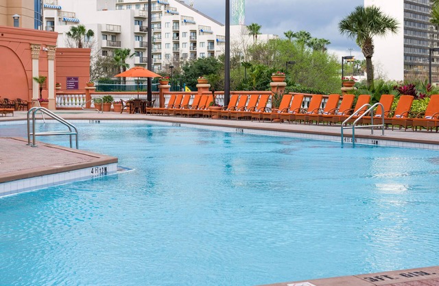 *Newly Renovated*2Bedroom Resort Condo walking Distance from UNIVERSAL STUDIOS