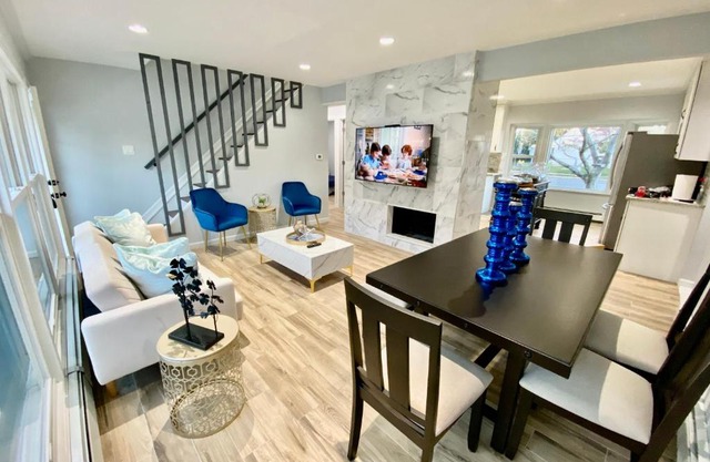 Newly Renovated 4 Bedroom, 2 bathroom house