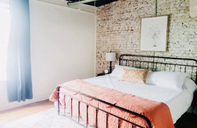 Newly renovated apartment in historic downtown Manchester