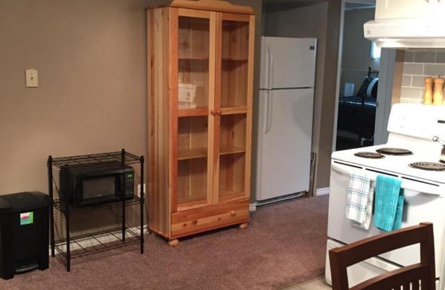 Newly Renovated Basement Suite!