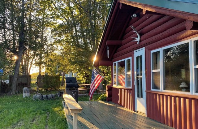 Newly renovated cabin at Madawaska Lake!