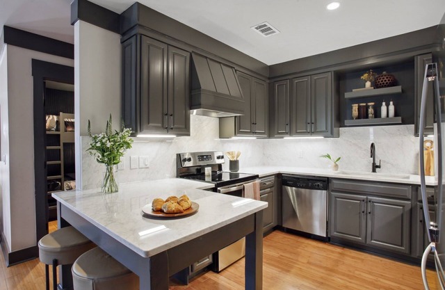 Newly Renovated Home | Near Forsyth Park