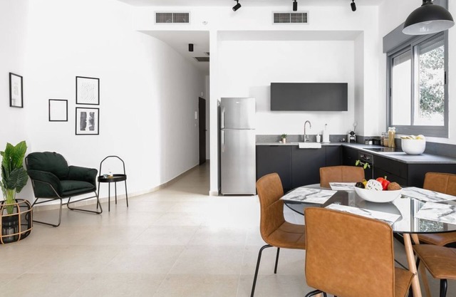 Newly renovated apartment in the best location in Tel Aviv 4 min walk to beach