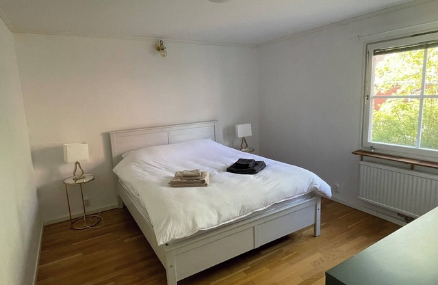 Newly renovated 2-room apartment in a beautiful villa area